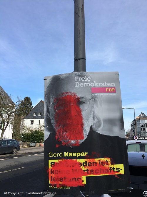 Invextra: Wahlplakat der FDP beschdigt